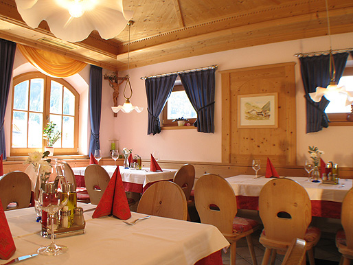Residence-Pizzeria Katrin St. Valentin auf der HAIDE Südtirol
